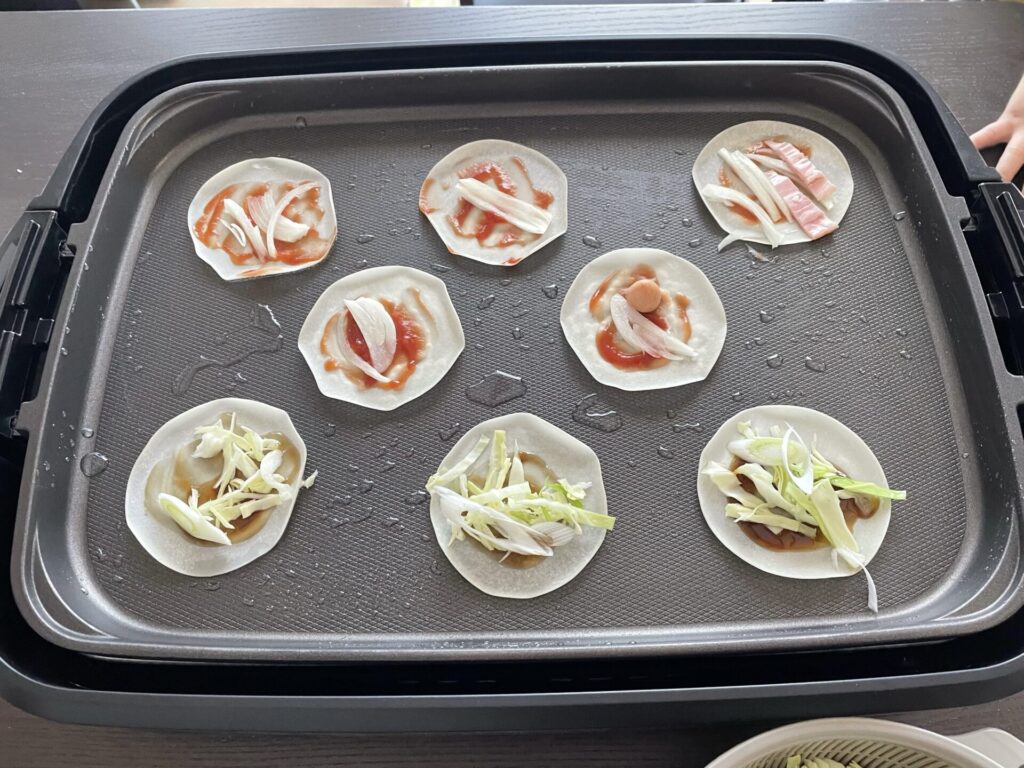 餃子の皮のミニピザ　野菜