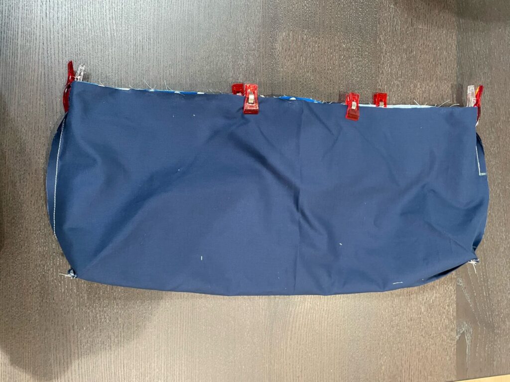 表と裏袋を縫う