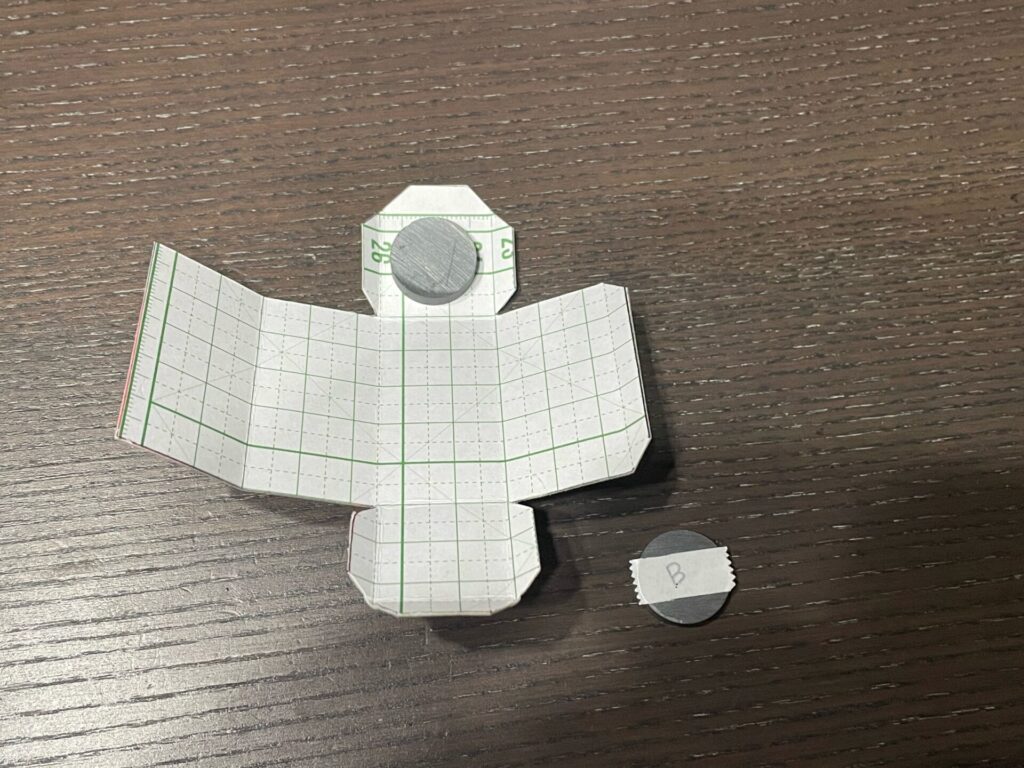マグネットを付ける