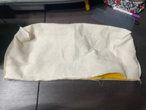 返し口をあけて縫う