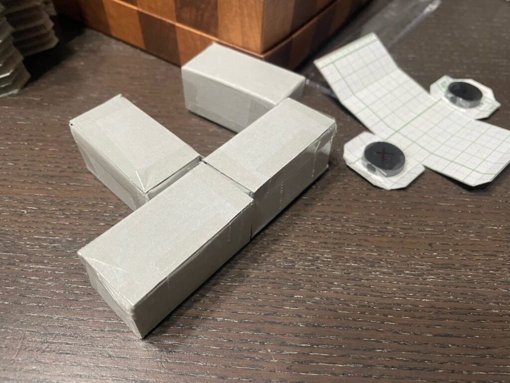 箱型に組み立てる