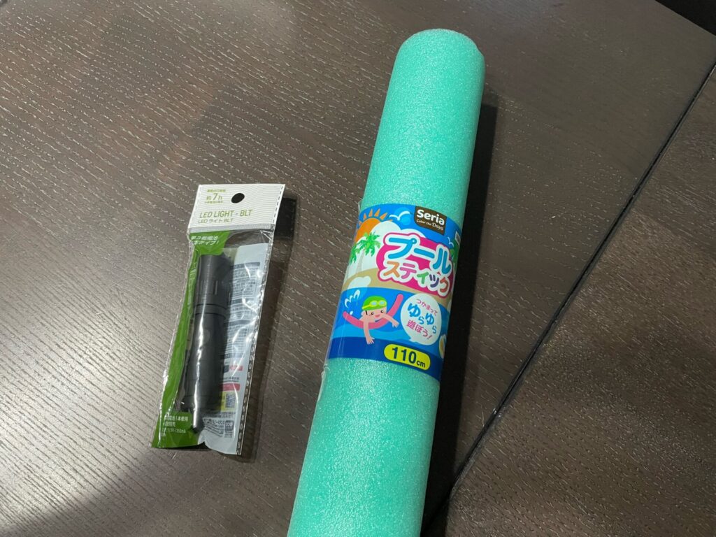 プールスティックで作る光る剣 材料