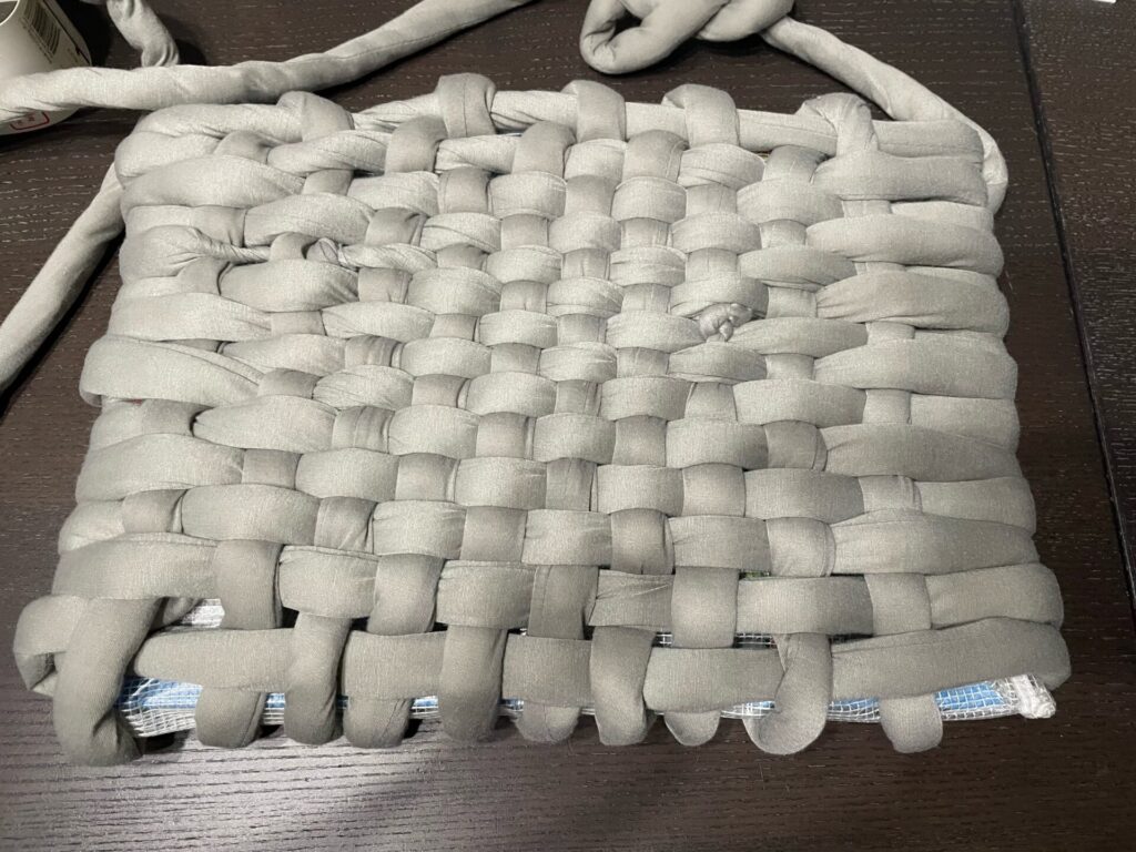 編み進める