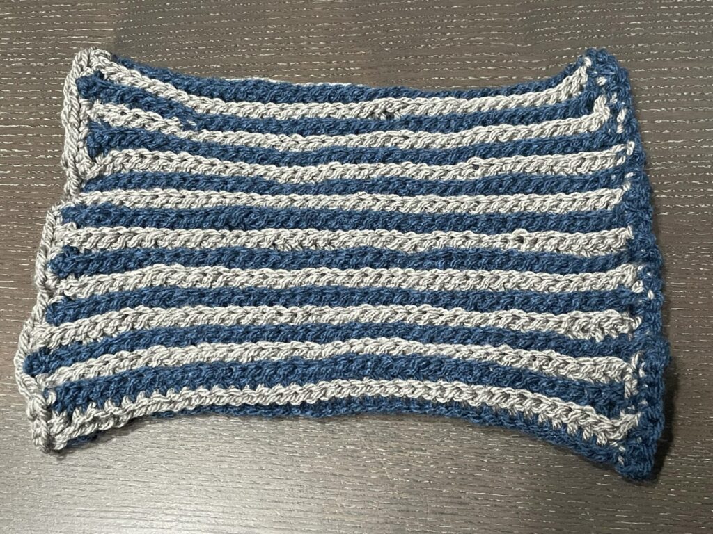 ふんわり伸びるネックウォーマー