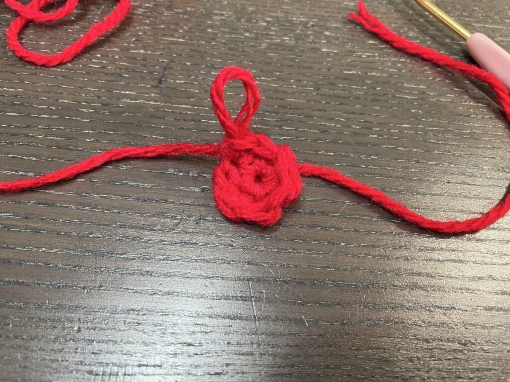 細編みを編みいれる