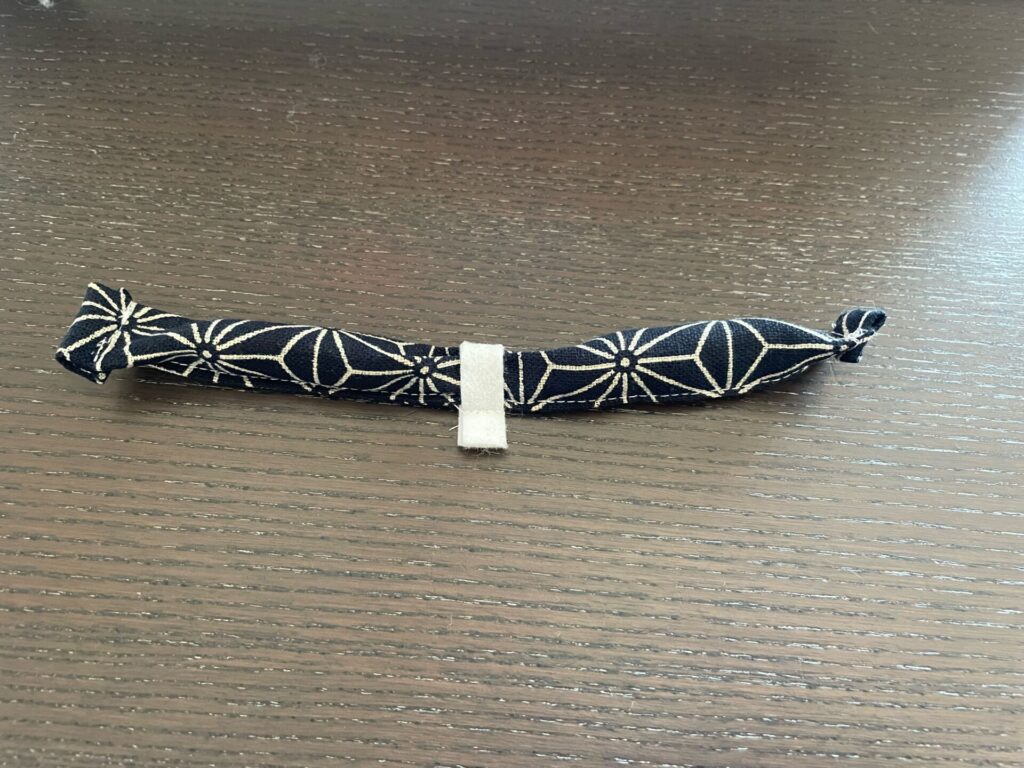 フエルトを付ける