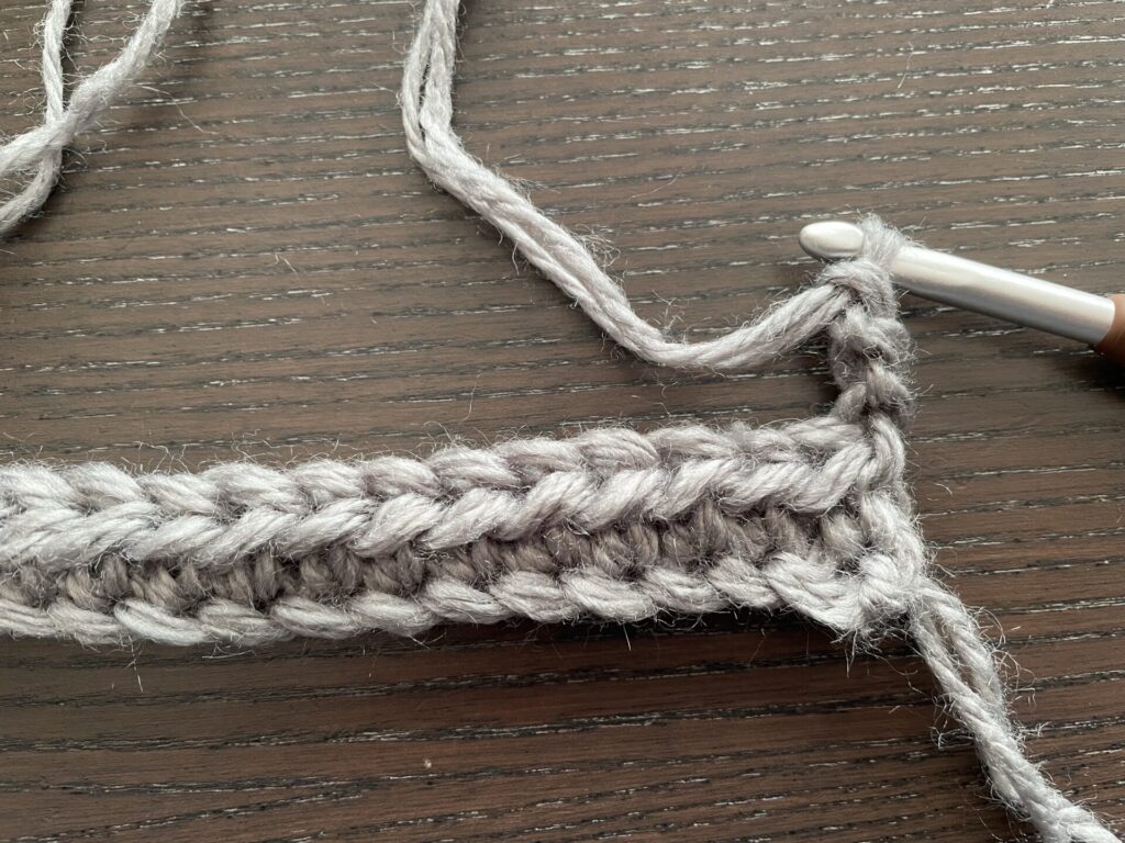 中長編みの畝編み