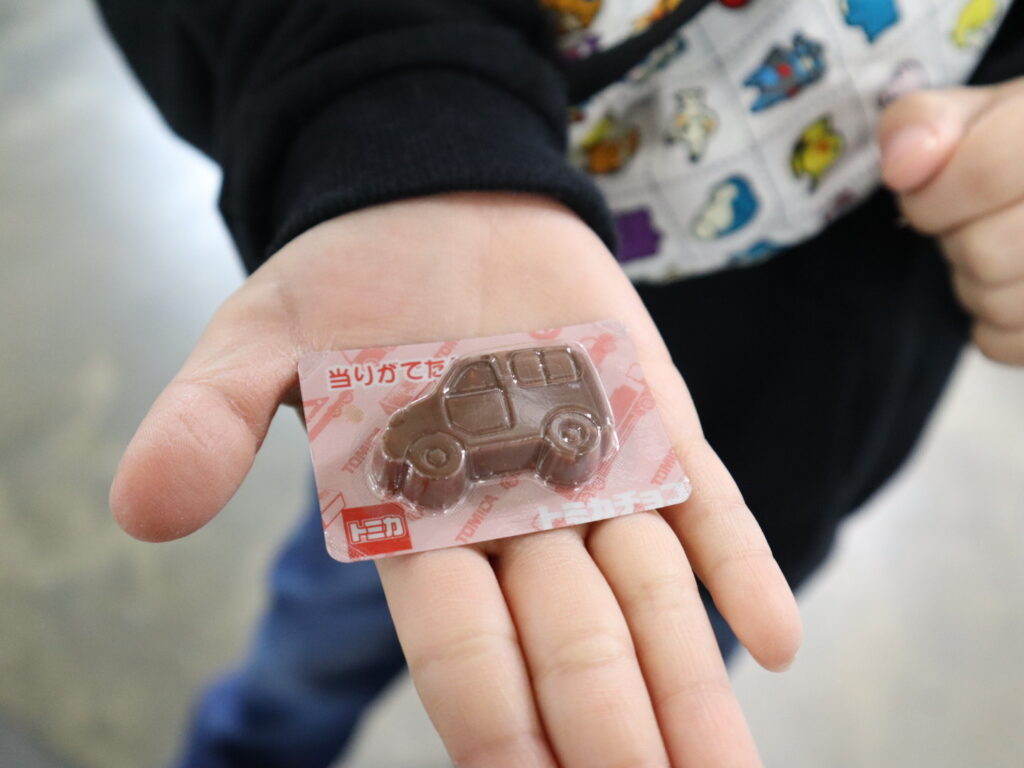 トミカチョコ