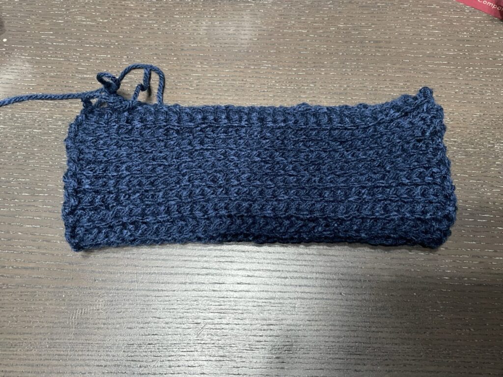 半分におって筒にする