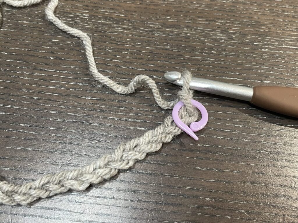 裏山をひろって細編みを１段編む