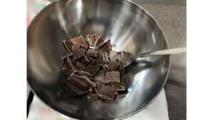 チョコをとかす