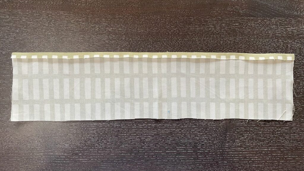 底布をアイロンかける