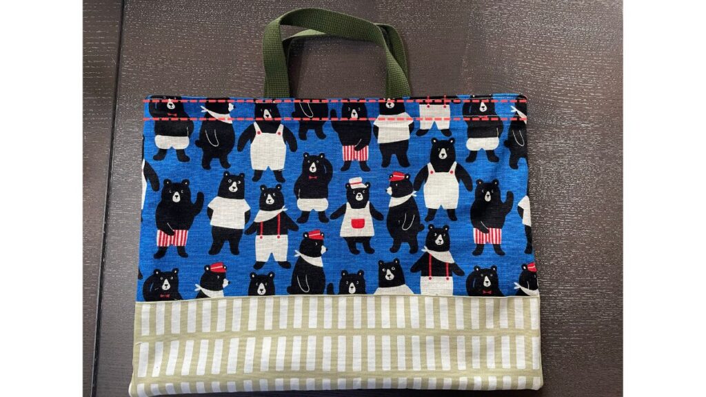 入れ口にステッチをかける