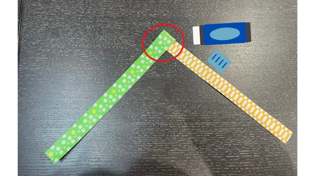 角を貼り付ける