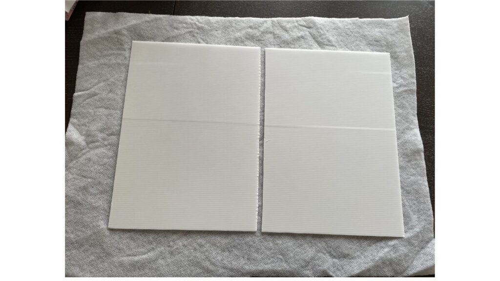 折りたたみパネル台の作り方