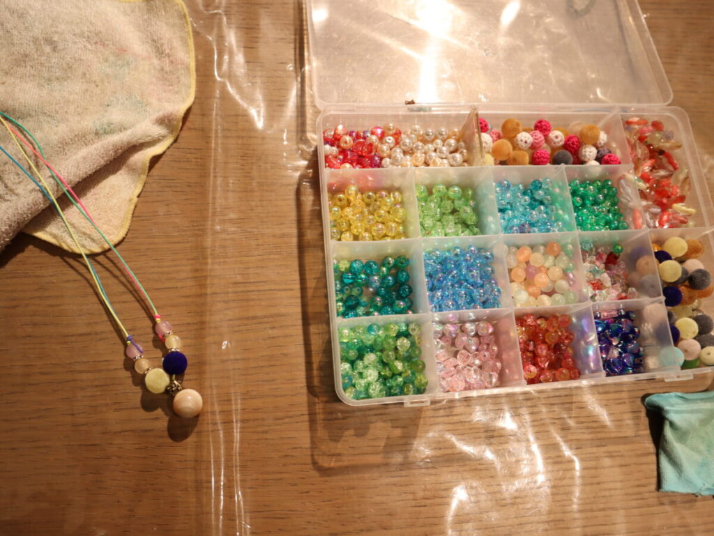 アクセサリー作り